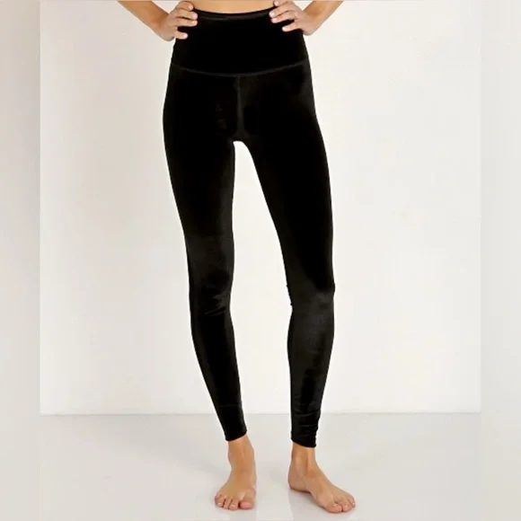 Beyond Yoga BLACK Velvet Motion High‎ Wasted Midi Legging SMALL [VL3243] - Picture 7 of 7
